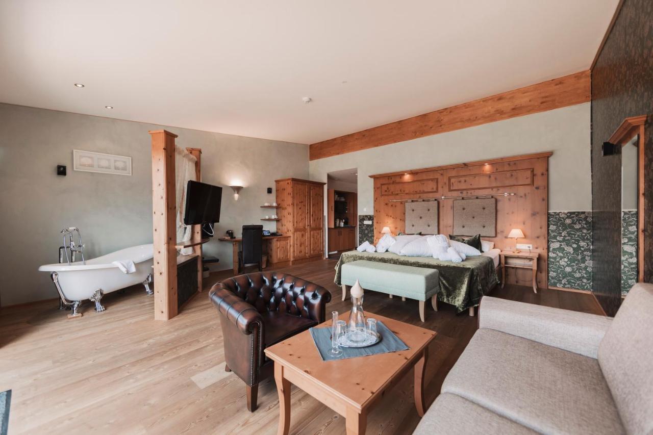 Wellness Aparthotel Panorama Alpin - Ferienwohnungen Jerzens Im Pitztal Eksteriør billede