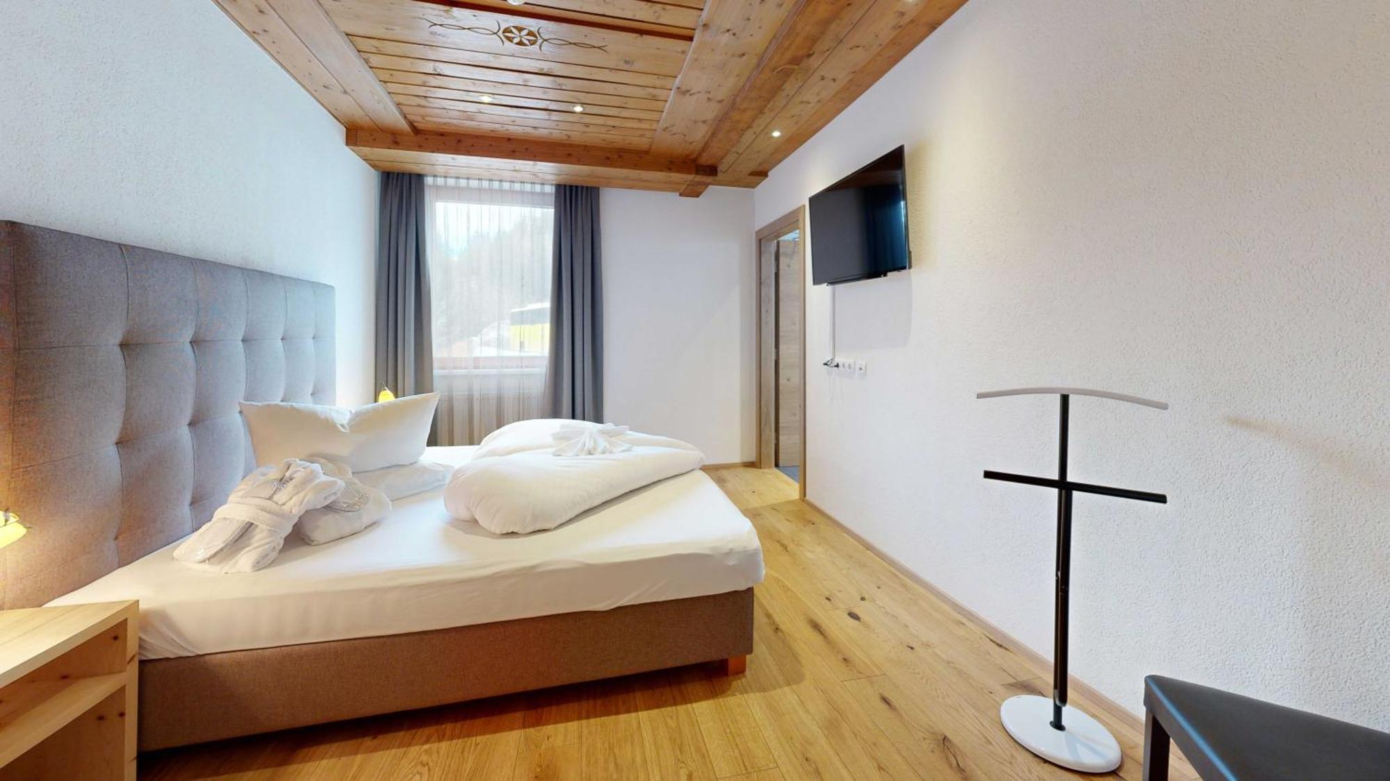 Wellness Aparthotel Panorama Alpin - Ferienwohnungen Jerzens Im Pitztal Eksteriør billede